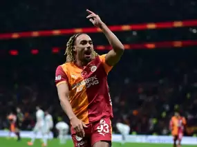 Galatasaray, ligde evindeki yenilmezliğini sürdürdü