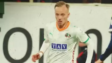 Florent Hadergjonaj: "Burada bir puanı hak ettik"