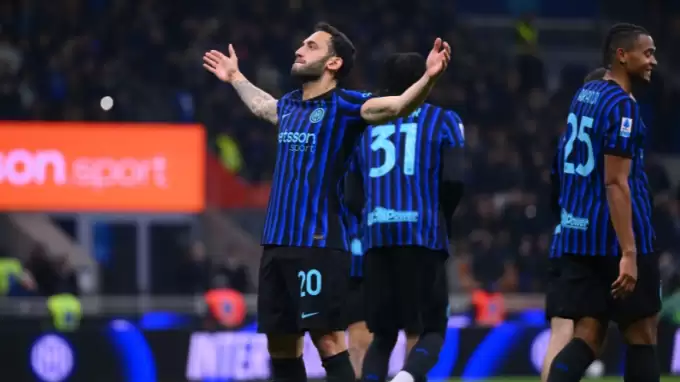 Hakan Çalhanoğlu attı, Inter rakibinin fişini çekti