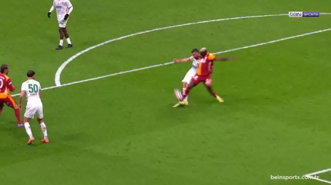 İşte G.Saray-Alanyaspor maçının hakem kararları: Osimhen'e yapılan hareket penaltı!