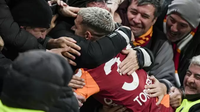 Yazarlardan Galatasaray değerlendirmesi: "Okan Buruk futbolunun en vazgeçilmez parçası..."