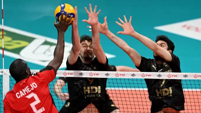 Galatasaray deplasmanda 3-0 kaybetti