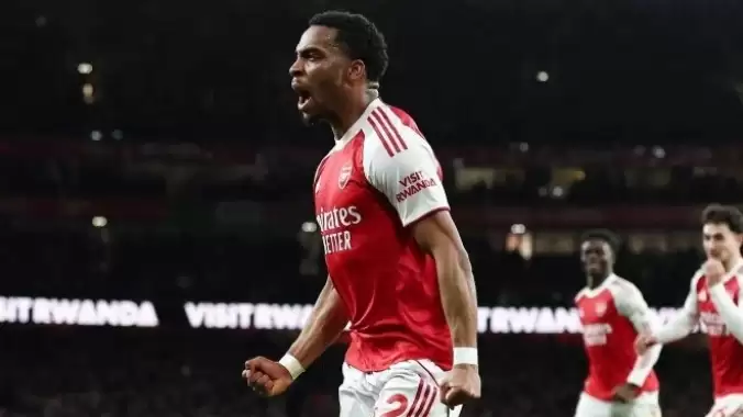 Emirates'te nefes kesen derbi! Arsenal son sözü söyledi