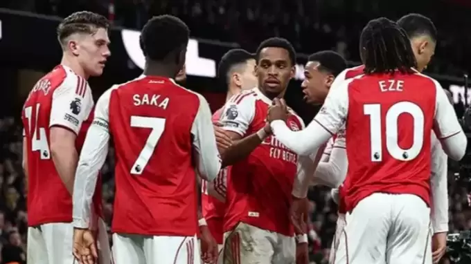 Londra derbilerinden kayıpsız ayrılan Arsenal, liderliğini korudu