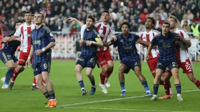 Fenerbahçe, 5 eksikle Gaziantep'e gidiyor