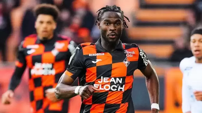 Beşiktaş, Trabzonspor'un da istediği sol beki gündemine aldı