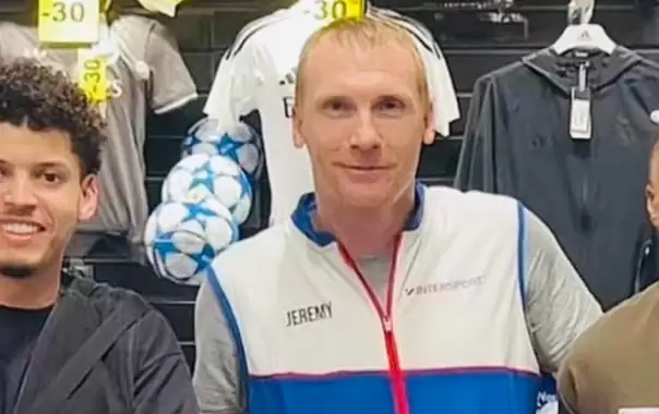 Şampiyonlar Ligi şampiyonluğu yaşayan eski futbolcu tezgahtar oldu!