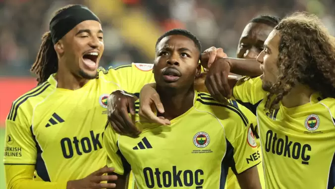 Gaziantep FK deplasmanında 4 gol atan Fenerbahçe çeyrek finalde