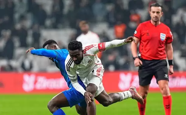 Maçtaki hakem kararı için olay sözler: "Bir komedi filmi sahnesi gibiydi"