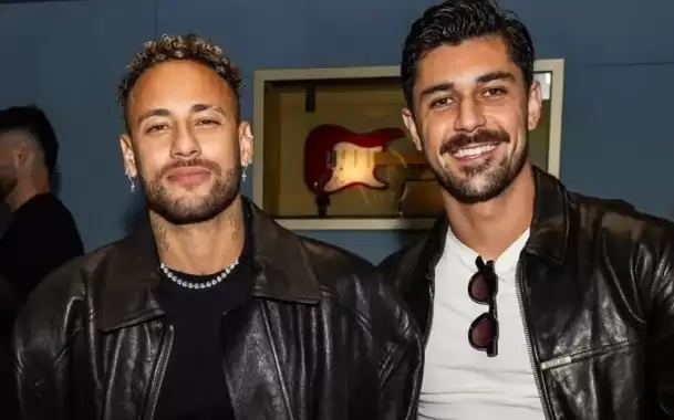 Neymar'dan takımına gönderme! Arkadaşının sözleşmesi feshedilince...