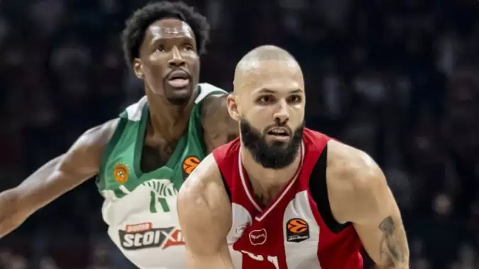 Derbide Olympiakos Pana'yı geçti! Ortalık karıştı...