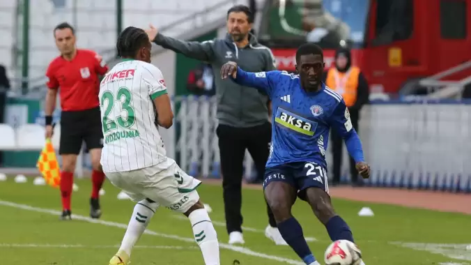 Nefes kesen son dakikalar! Kıran kırana geçen maçta kazanan yok