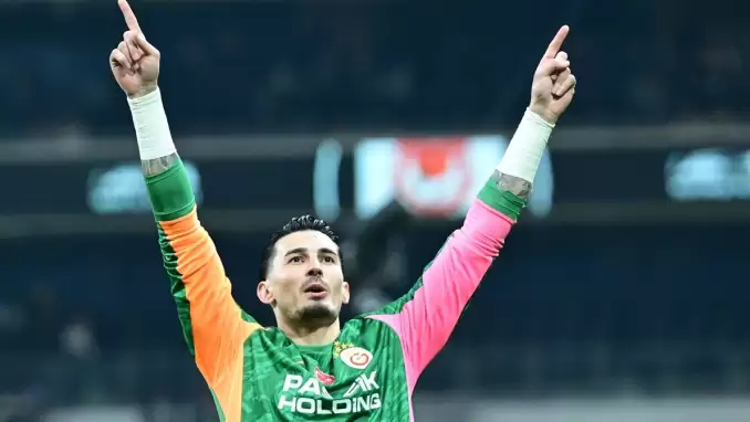 Kurtarışlarıyla derbiye damga vuran Uğurcan Çakır'ın sırrı ortaya çıktı! 