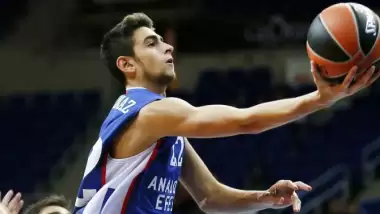 Furkan Korkmaz 2 yıl daha Philadelphia 76ers'ta
