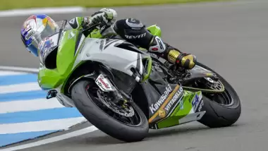 Sofuoğlu ilk sırayı kaptı!