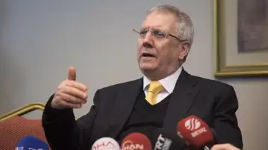 "Aziz Yıldırım'ın heykelini diksinler"