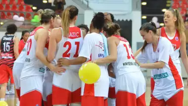 AGÜ şov yaptı, çeyrek finale çıktı!