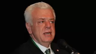 Bursaspor Kulübü Başkanı Ali Ay: "Kimseden korkmuyoruz, vicdanen rahatız" 