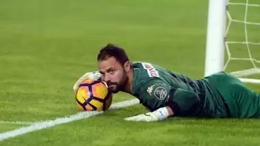 Galatasaray'da kaleci transferi için sürpriz isim! 