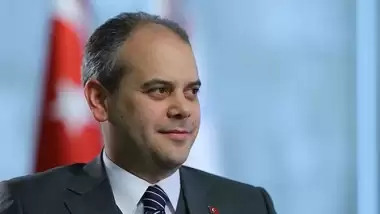 Bakan Kılıç'tan Yakın Doğu Üniversitesi'ne tebrik