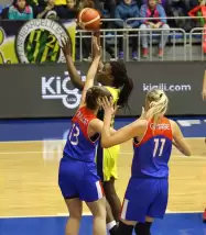 Fenerbahçe, Mersin'i farklı geçti