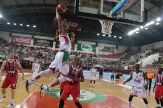 Karşıyaka kazanmasını bildi