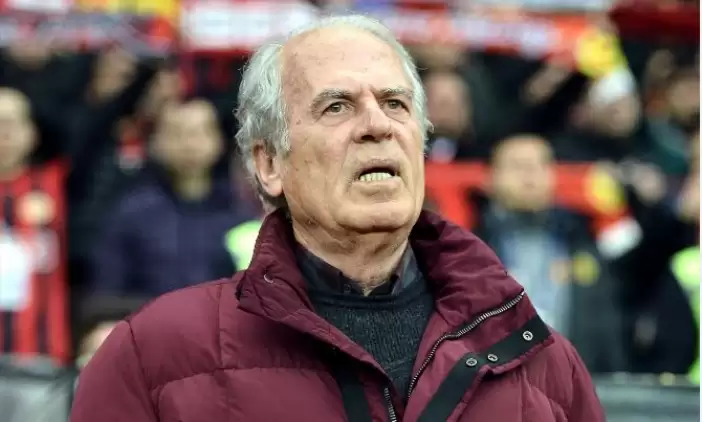 Mustafa Denizli: "Final paslarında dikkatli olsalar..."