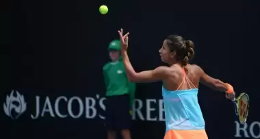 Çağla Büyükakçay'dan kötü haber!