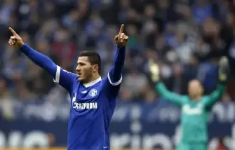 Aslan, Kolasinac için devrede!