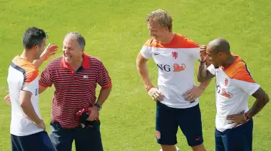 Dirk Kuyt'tan sürpriz öneri!