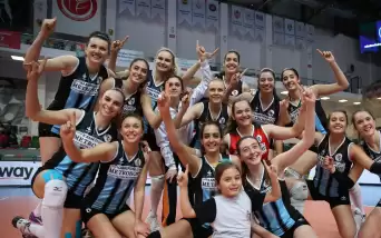 Kameroğlu Beylikdüzü Voleybol İhtisas , Çanakkale Belediyespor'u 3-1 yendi