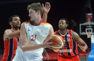 Galatasaray farklı kazandı!