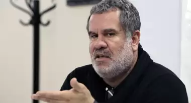 Sakaryaspor'da en güçlü aday Levent Eriş