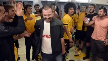 Nejat İşler görevi bıraktı!