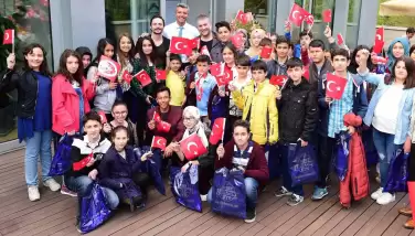 Saran Group'tan örnek 23 Nisan kutlaması