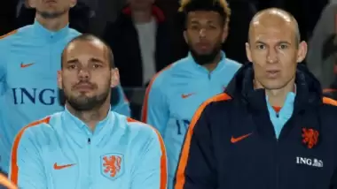 Sneijder ve Robben'den Advocaat'a veto!