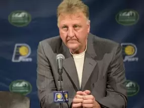 Efsane görevinden ayrıldı