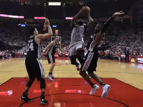 Rockets seriyi eşitledi!