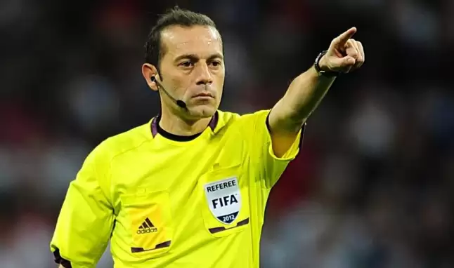 Cüneyt Çakır'dan çarpıcı sözler: Hakemler için değil, adalet için...