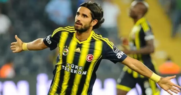 Fenerbahçeli futbolcu fena yakalandı!