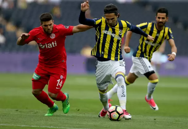 Fenerbahçe - Antalyaspor maçının ardından spor yazarları ne dedi?