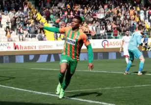 Fernandes: 'İkinci yarıya başlıyoruz ama güvenli bölgede değiliz'