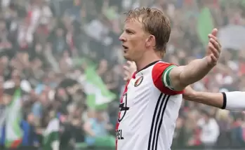 Şampiyon oldu, futbolu bıraktı!