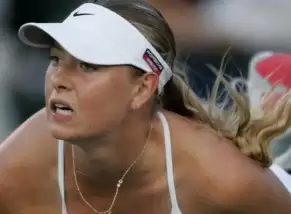 Sharapova çeyrek finali göremedi