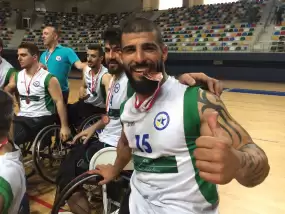 Elig Avukatlık Bürosu Engelli Yıldızlar kupasını aldı