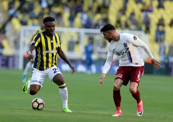 Kadıköy'de Emenike patlaması!