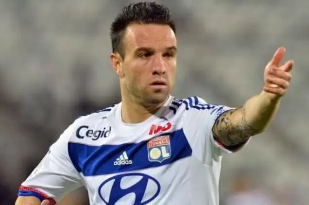 Valbuena geliyor, imza tarihi belli oldu