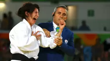 Judo ile engelleri kaldırdı