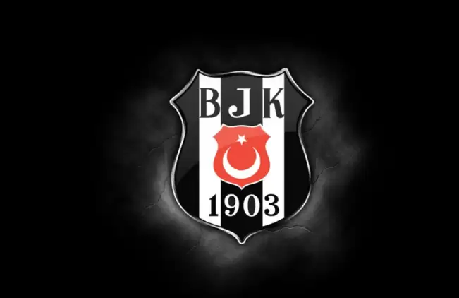 Beşiktaş'ta 3 yıldıza yeni sözleşme