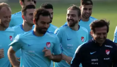 Makedonya maçı öncesi Emre Mor şoku!